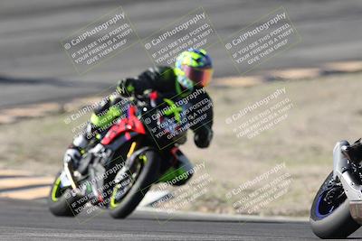 media/Jan-15-2026-Racers Edge (Thu) [[dfebeb70ab]]/3-B Group/Session 2 (Bowl Exit)/